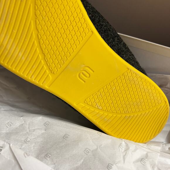 Mahabis Larvik Classic Slippers Women 11.5 12 Men 9.5 10 EU 43 Gray Yellow NEW - Picture 5 of 6